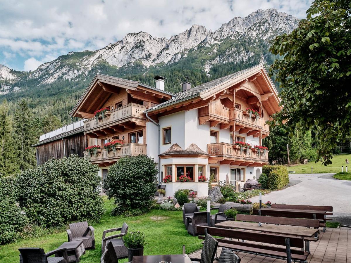 Berggasthof Baernstatt Scheffau am Wilden Kaiser Esterno foto